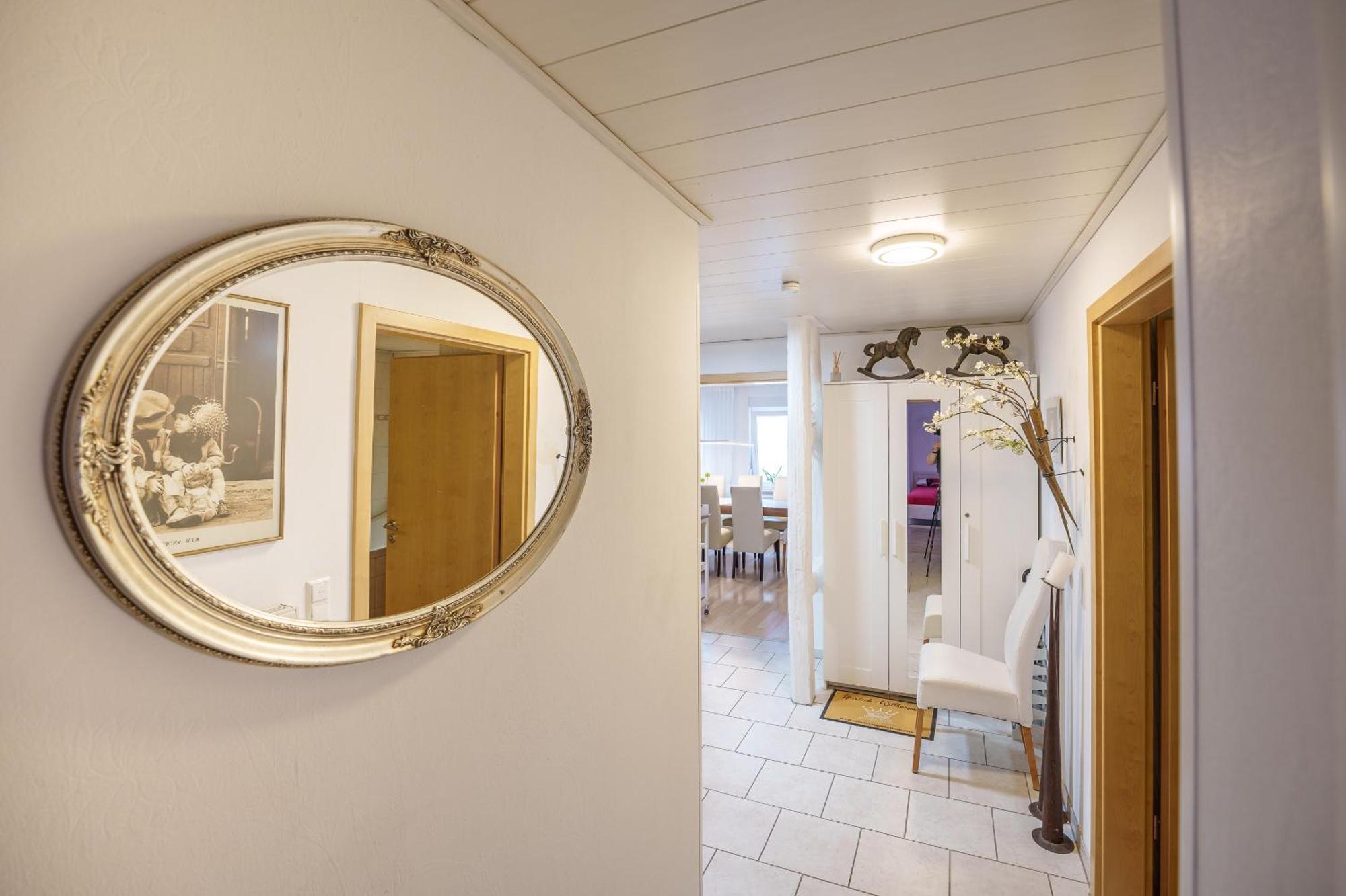 Wilhelm Appartements 100Qm Im Zentrum Brackenheim Naehe Tripsdrill Exterior foto